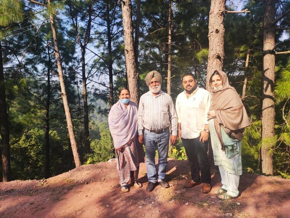 The Asgard Kasauli Acomodação com café da manhã Exterior foto