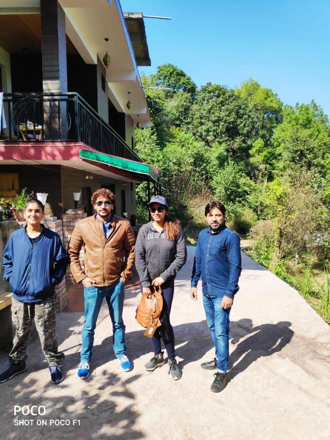 The Asgard Kasauli Acomodação com café da manhã Exterior foto