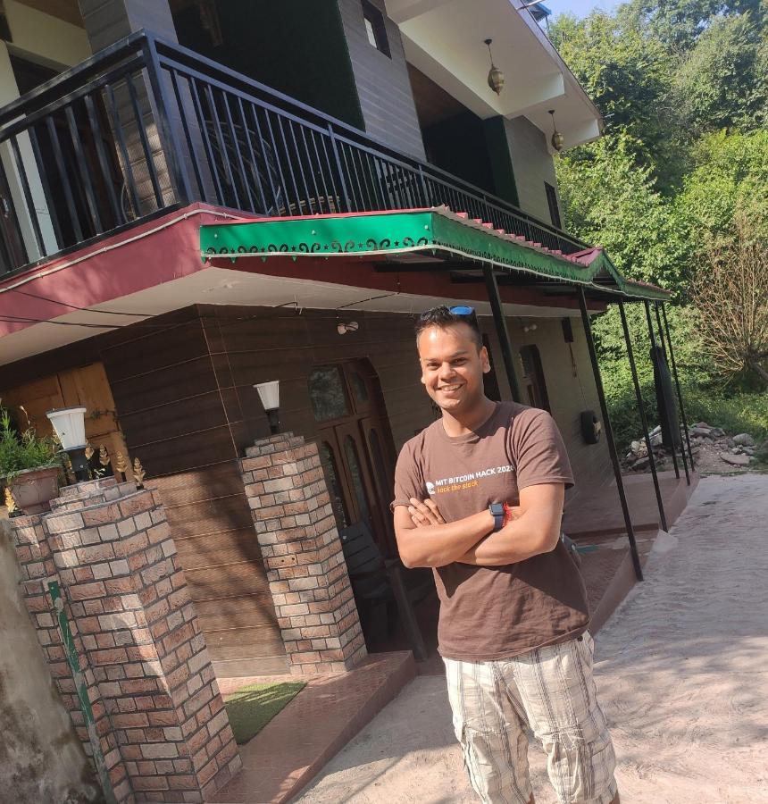 The Asgard Kasauli Acomodação com café da manhã Exterior foto