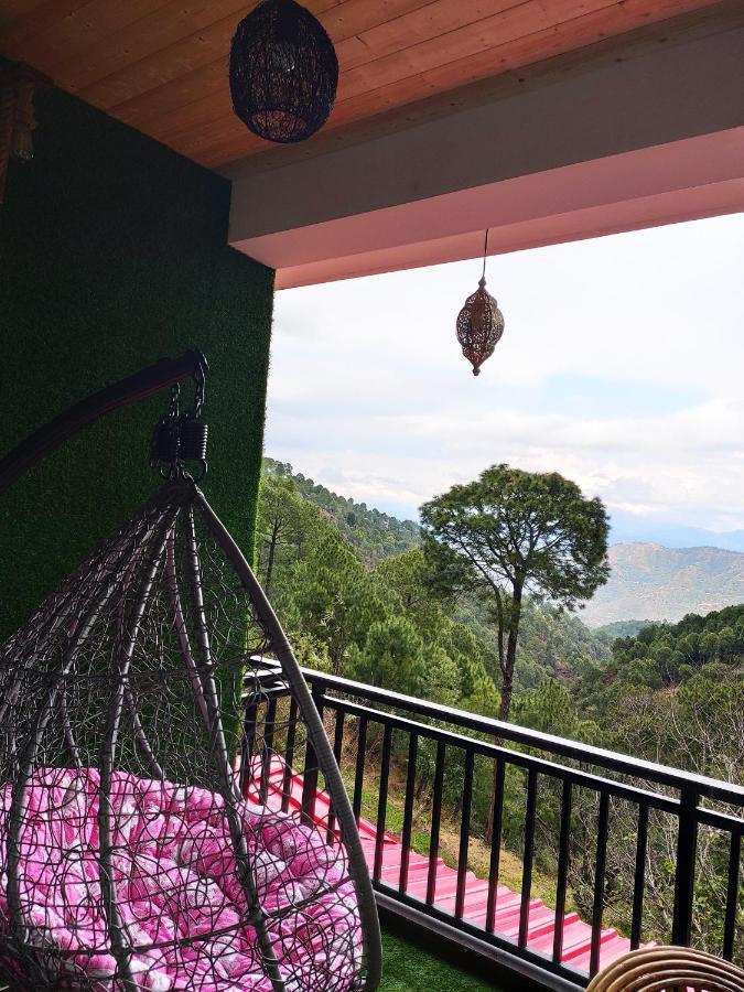 The Asgard Kasauli Acomodação com café da manhã Exterior foto